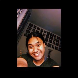 Meet your Posher, Daphnye